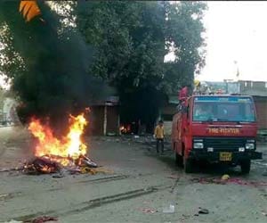 Section 144 imposed MP's Manawar after Communal tension.
