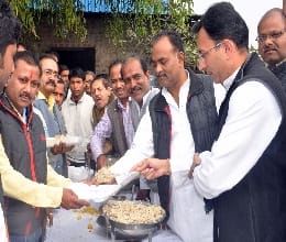 Porridge feast social Harmony carrier