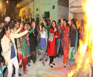 Lohri caused a splash at the children