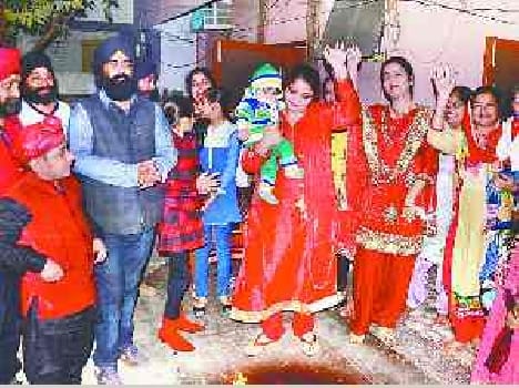 Lohri is celebrated with great pomp, the dance