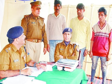 Bike thief arrested by five police