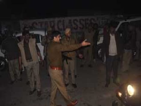 Organically in Sarnath, two hours stoned, firing