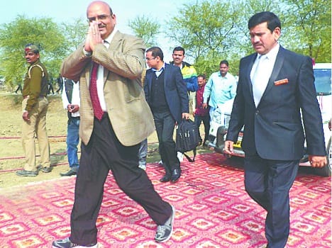 Alok ranjan in bundelkhand, breaked school wall for toilet gate