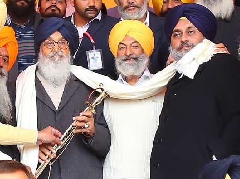 parkash singh badal criticized arvind kejriwal in maghi conference