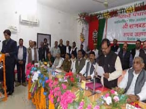 No snaps smell of regionalism : Parasnath