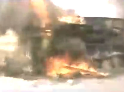 mob set fire in police station