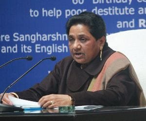 mayawati verbal attack on mulaym singh on her birthday