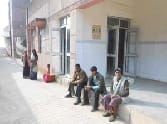 Husband harassment of two With children ate poison