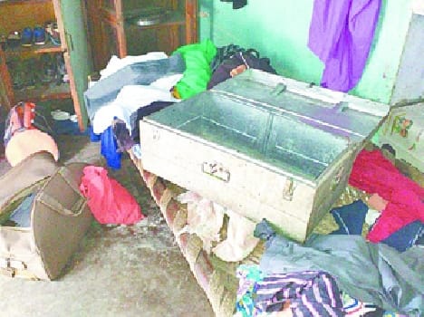 Thieves raid