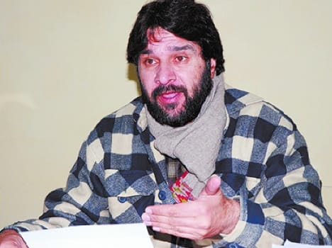 Tug of war between bjp and congress over jaundice and polluted water supply in shimla.