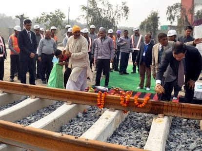 Lucknow Metro construction at its next level.