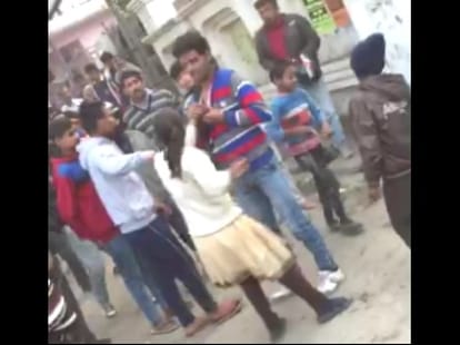 girl beaten the boy after teasing, video viral.