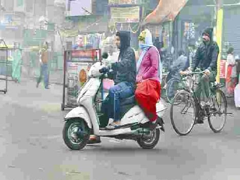 Icy winds rolled eight degrees temprature