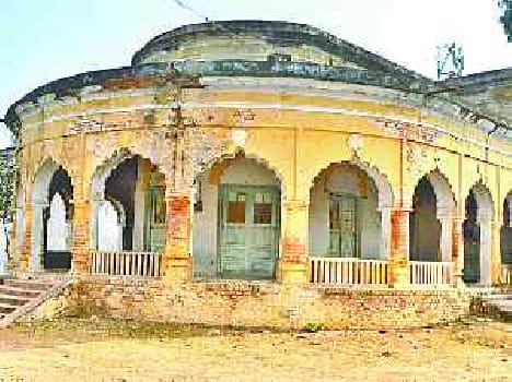 controversy For historical building