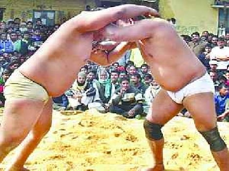 fight  between pahalwan