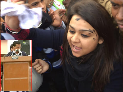 on the day when ink was thrown on delhi police, kejriwals PA moved cop off stage