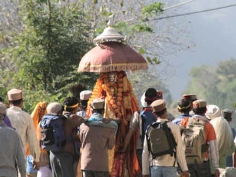 Dev tradition of hair and shave cutting in kullu.