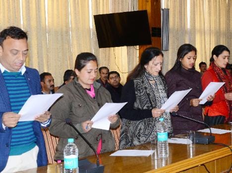 Zila parishad members take oath at shimla.