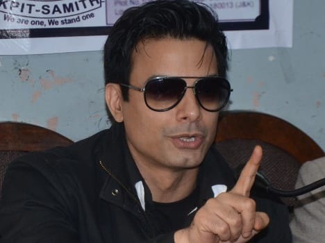 actor rahul bhat gave statement on kashmiri pandit