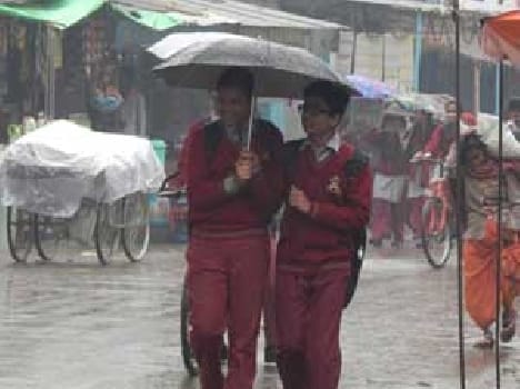 Drizzle with icy winds