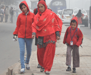 Haze and cold throughout the day battling people, farmers were happy.