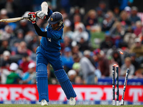 srilanka crickter thisara perera take retire from test