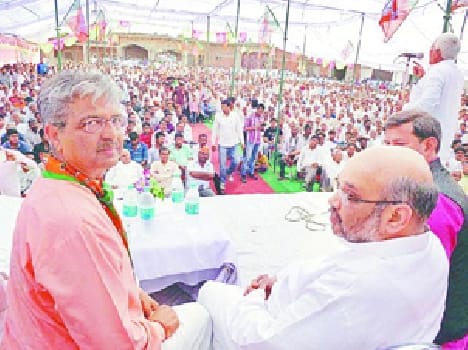 Amit Shah gets clean chit