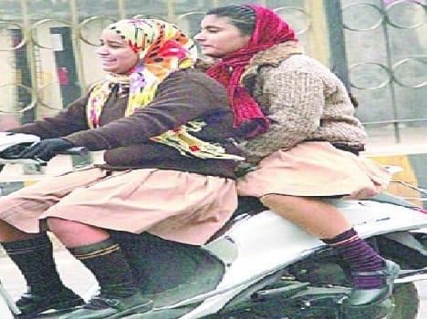 Most schools did not follow order