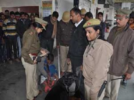 At the station the passengers explored bag