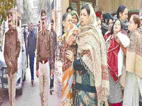New Agra police retruned to see the anger of people