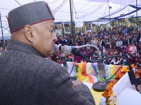 mla kishan kapoor statement on cm virbhadra singh.