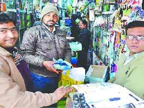 movement failed against polythene on First day 