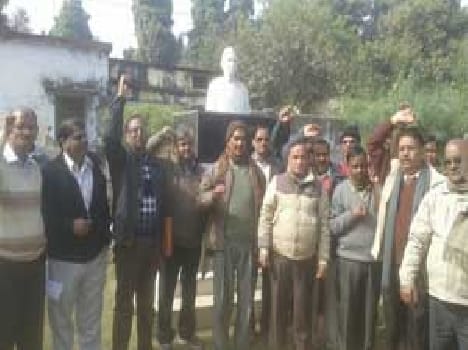 Restoring the old pension demanded