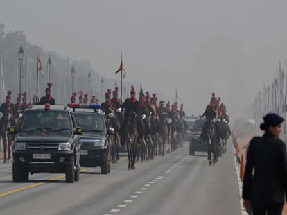 Delhi will stoped on tuesday, route diverted including ncr