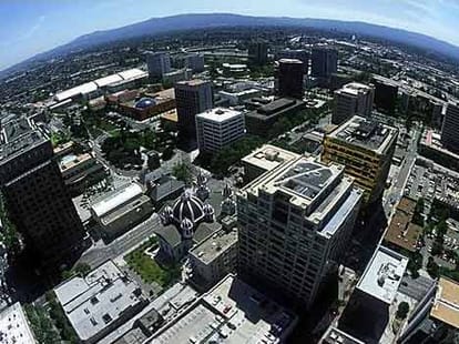 Why dominated by Indians in Silicon Valley?