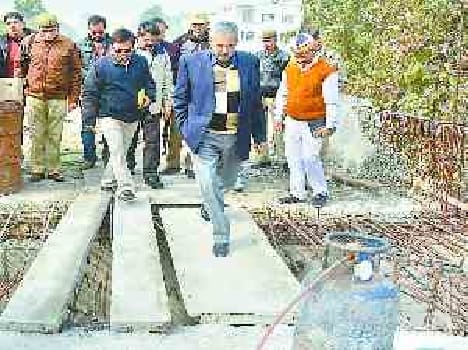 DM took stock of bridge construction