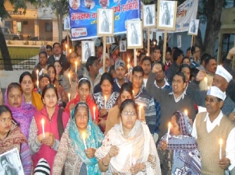 Demanded the resignation of the Minister of Labour and HRD March candles out