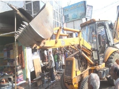Tehsil and municipality in the campaign stirred merchants