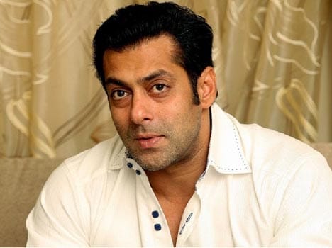 SC issues notice to Salman khan on Maharashtra government's petition