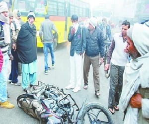 bike collided with dividers Dhaba operator's death.