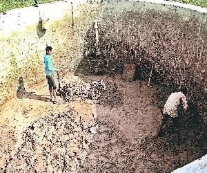 alert deptt. clean the water tank