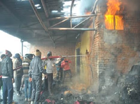 fire in cotton godown