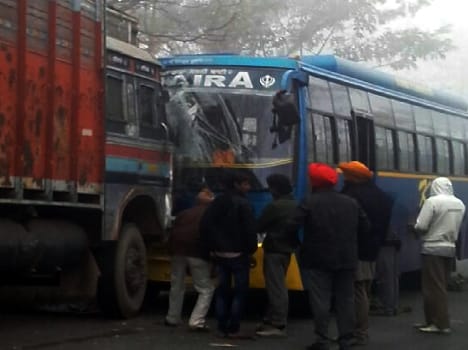Truck and bus collision, narrowly survivors
