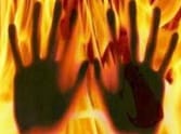 Woman on kerosene Mix set fire