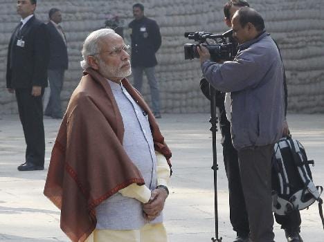 The Prime Minister also reviewed the establishment of solar parks