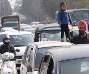 lines of Delhi now trial of even and odd vehicles in Chandigarh