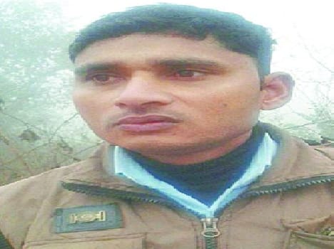 Rs 4.50 lakh looted furnace contractor