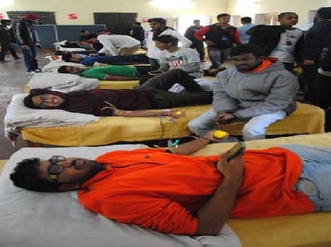 IIT BHU students made ??record in blood donation
