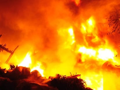 Fire in Akbarnagar in Lucknow.