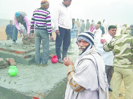 The miscreants broke cremation platform